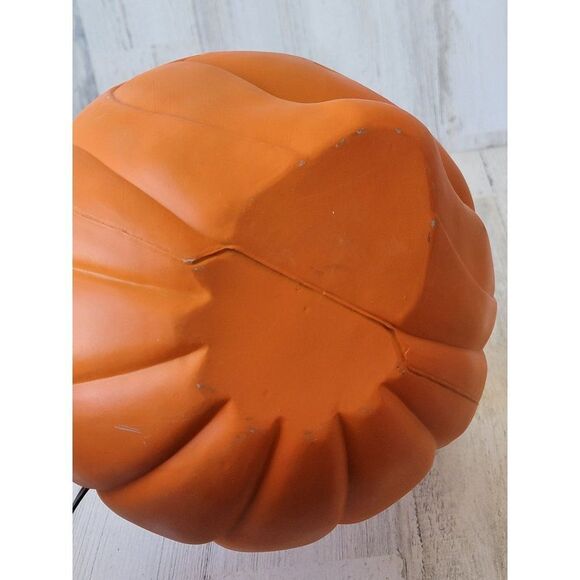 Vintage Mickey Mouse light up face pumpkin Halloween home decor - Picture 10 of 10